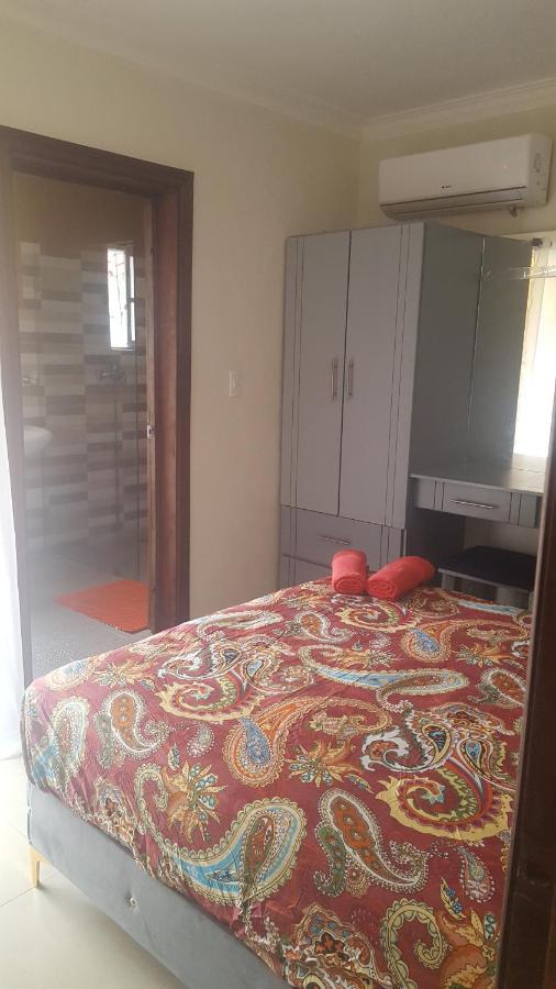 White Sands Shared Apartments Пунта Кана Екстериор снимка